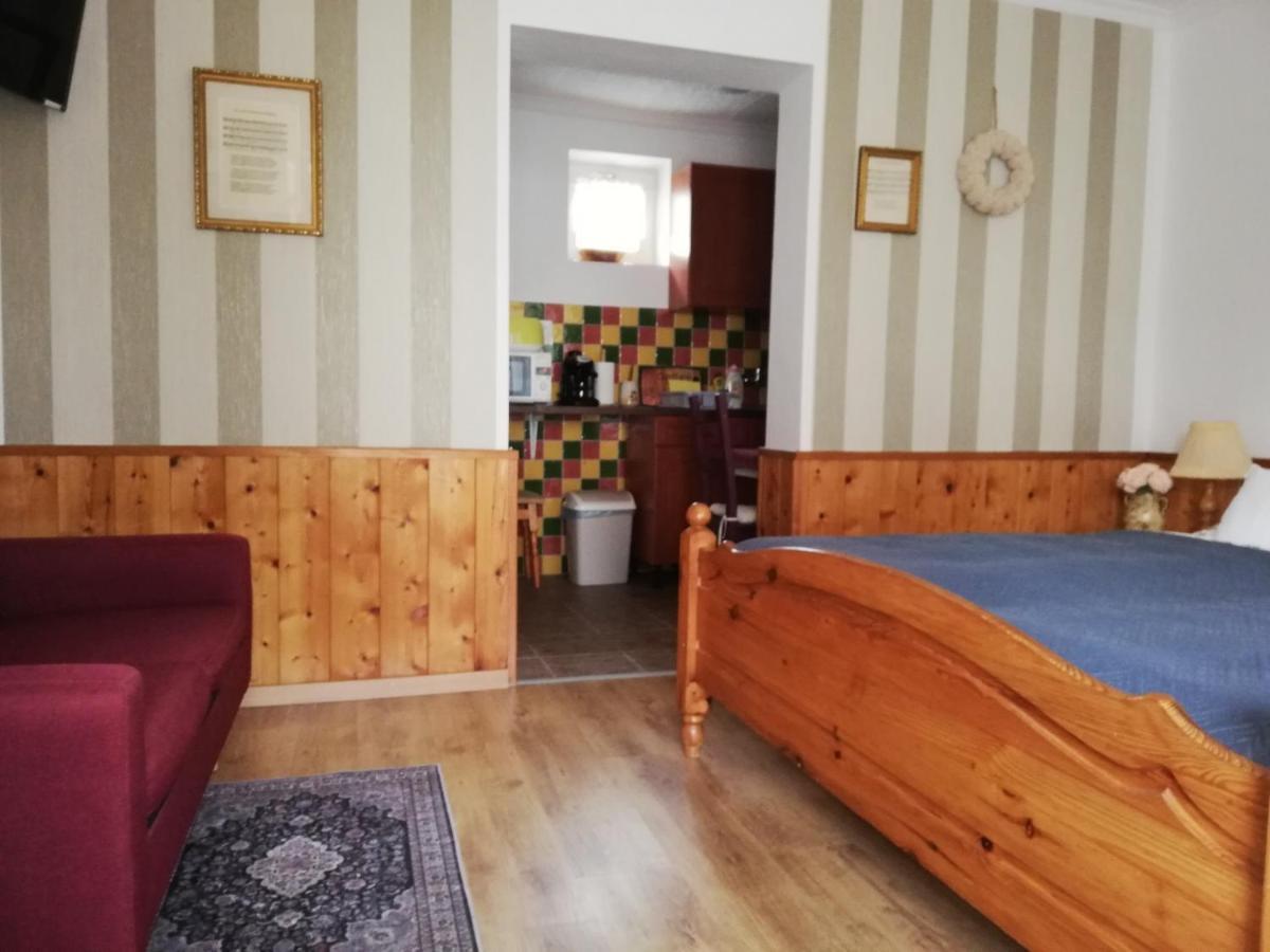 Bobita Apartmanhaz Szilvásvárad 外观 照片