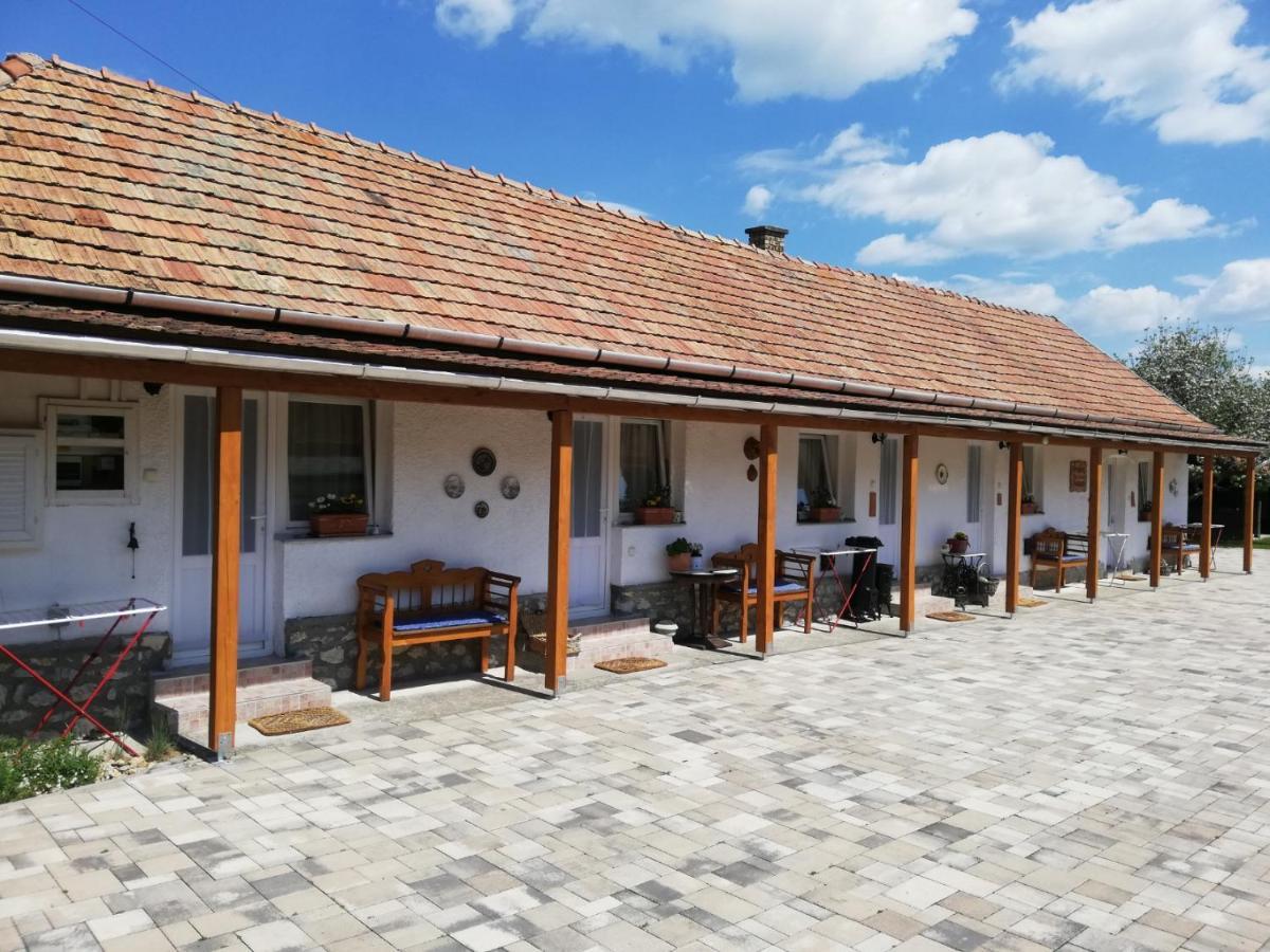 Bobita Apartmanhaz Szilvásvárad 外观 照片